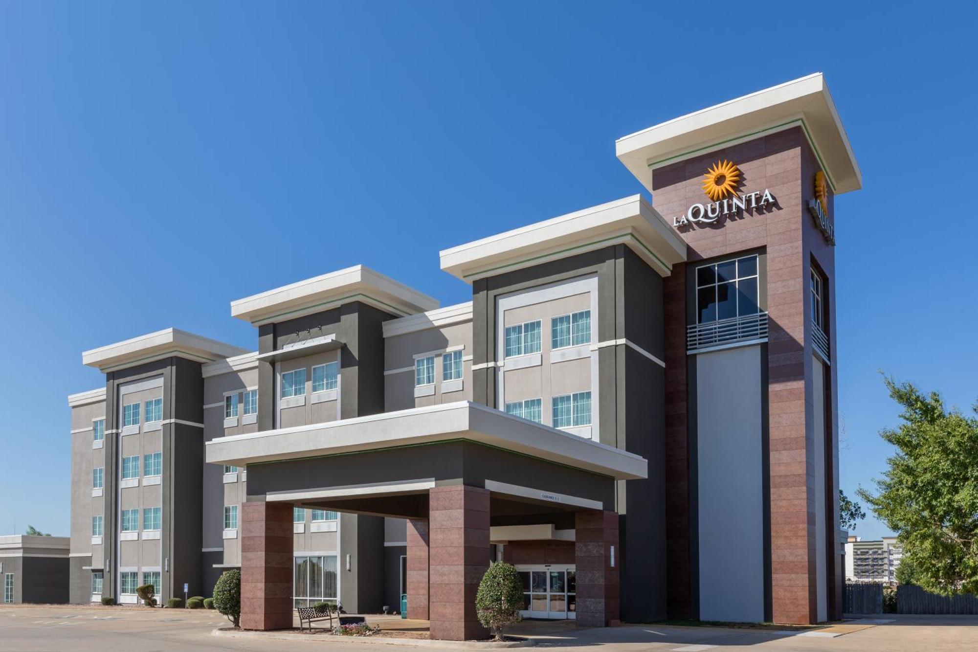 La Quinta Inn & Suites By Wyndham Durant Buitenkant foto