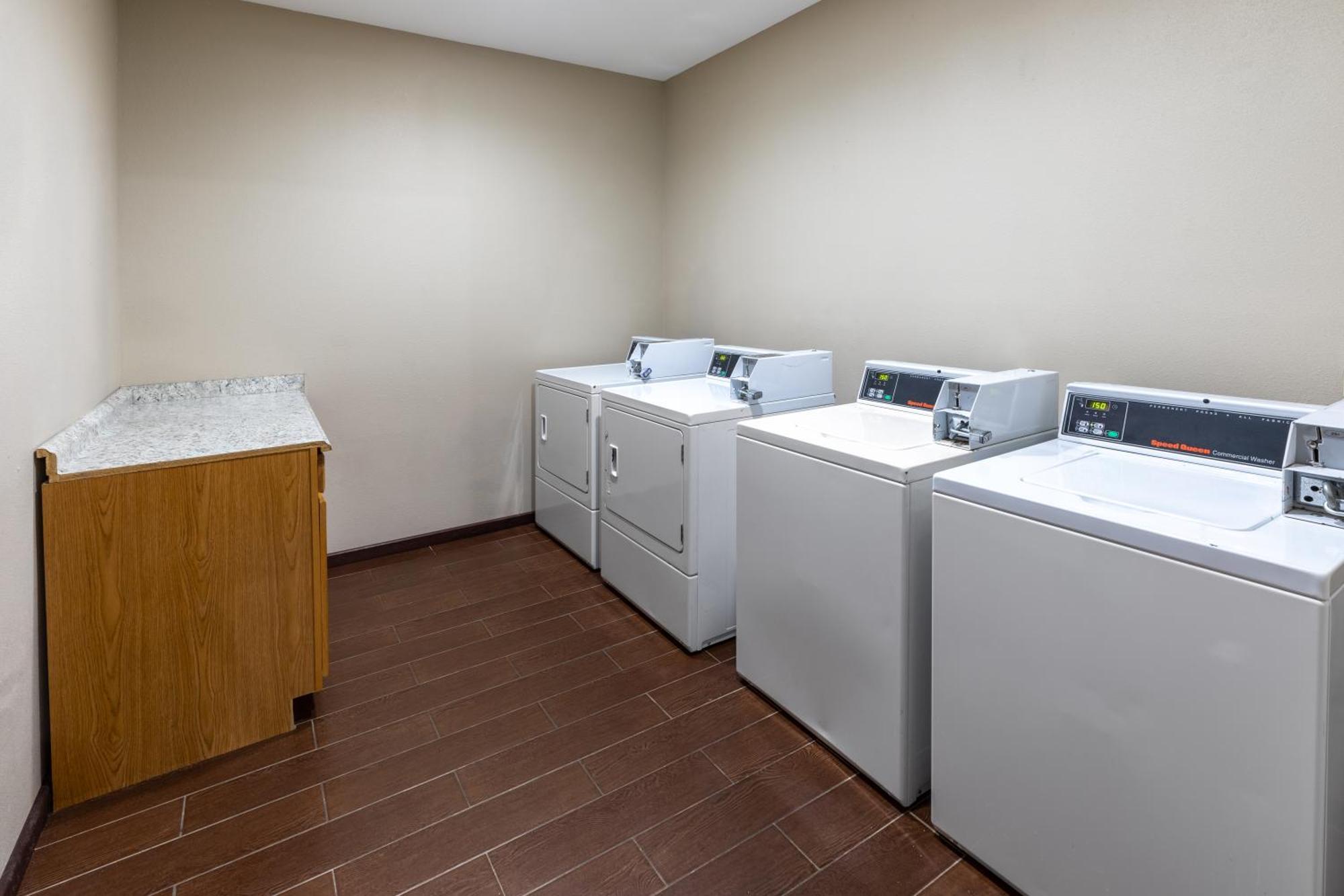 La Quinta Inn & Suites By Wyndham Durant Buitenkant foto