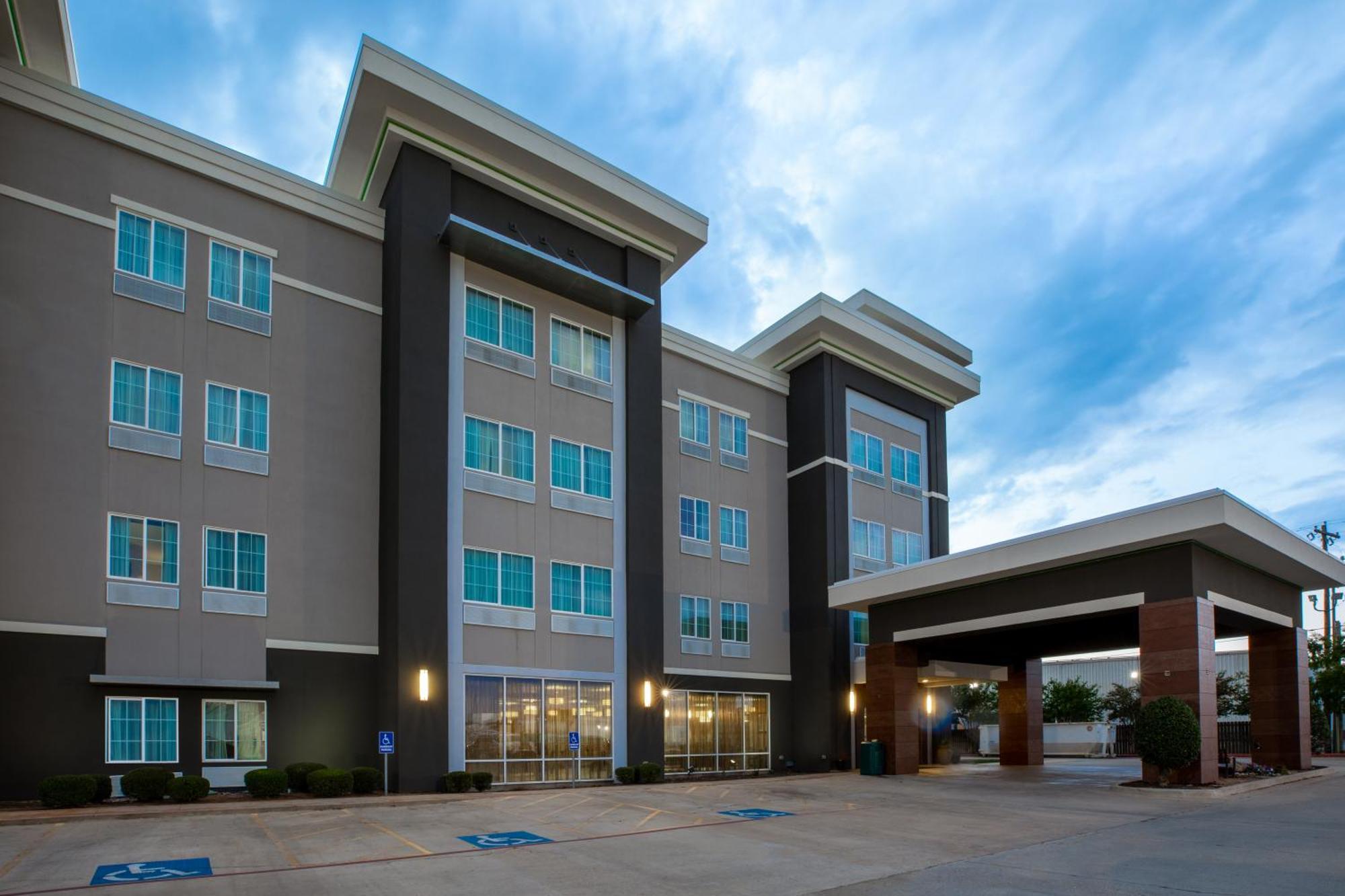 La Quinta Inn & Suites By Wyndham Durant Buitenkant foto
